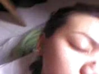 Лизане porno cameri на пръчки и експлозивна сперма