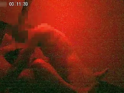 Двойката в азиатския колеж има приятен секс камери порно