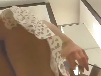 Великолепна домашно порно скрита камера блондинка аматьорка се пълни с камера