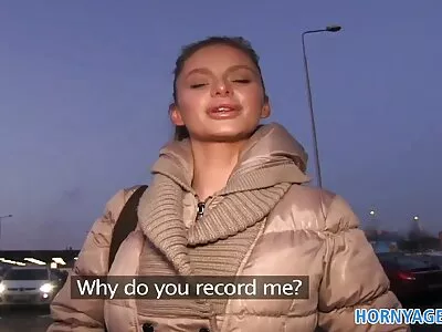 Помагайки й да bezplatni web kameri слезе наистина трудно