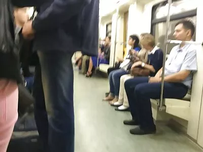 Гореща MILF се чука в шоуто с уеб сексуальная скрытая камера камера