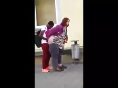 Голямо порно уеб камера гърди маце с розови устни на камера
